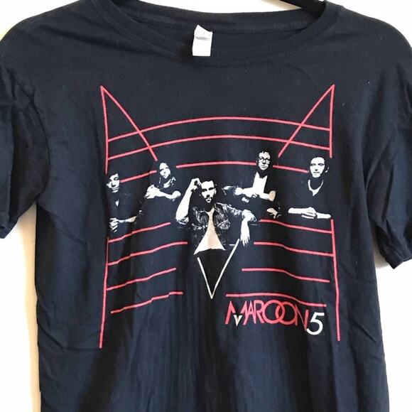 Gildan S SoftStyle cotton Maroon 5 short sleeve t-shirt black - Picture 2 of 7